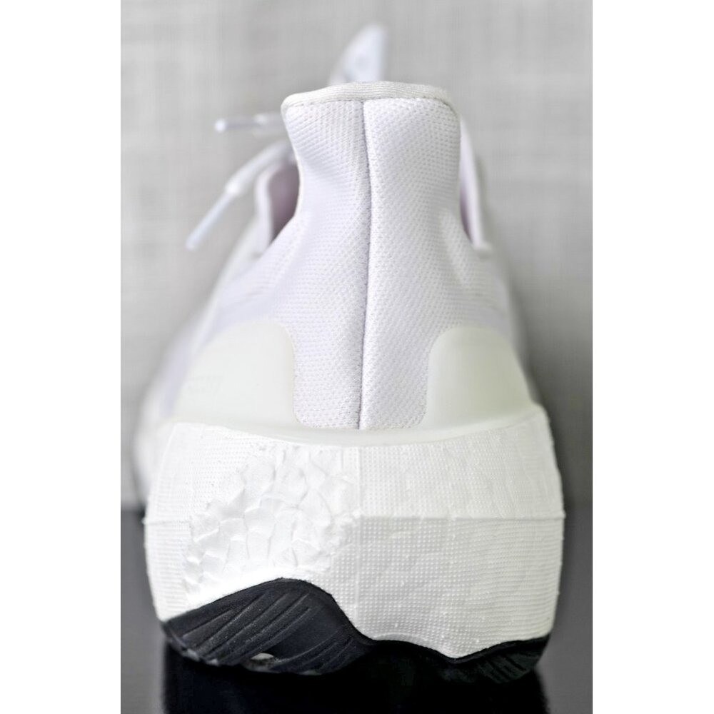 New! Size: 17 Men | Adidas Ultraboost Light | Triple White | GY9350 - Picture 13 of 16